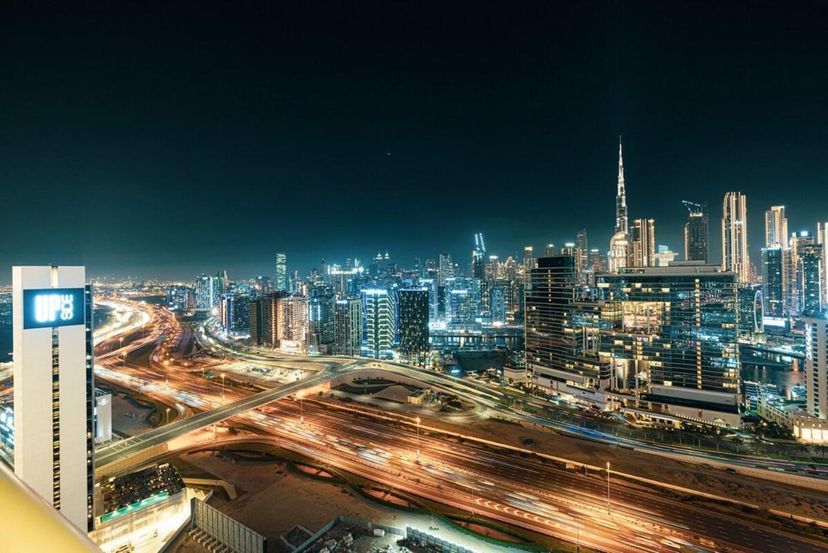 Apartment Burj Khalifa View - Amazing Oasis Pool - 1400 Sqft Dubai